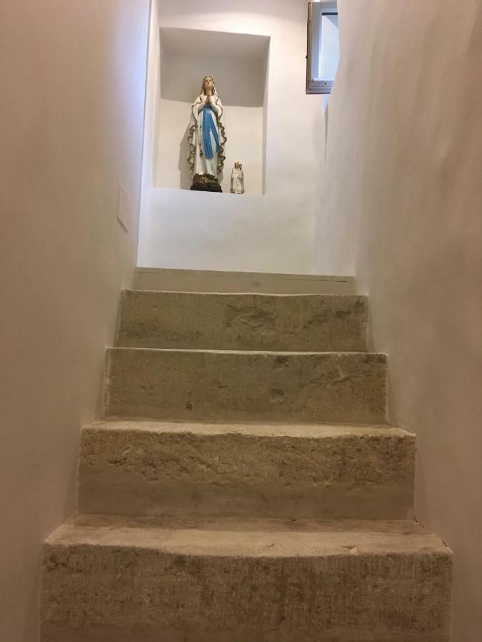 La Calade, Maison De Village Горд Екстериор снимка